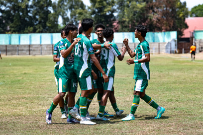 Pemain Persebaya Future Lab dalam kompetisi Elite Pro Academy
